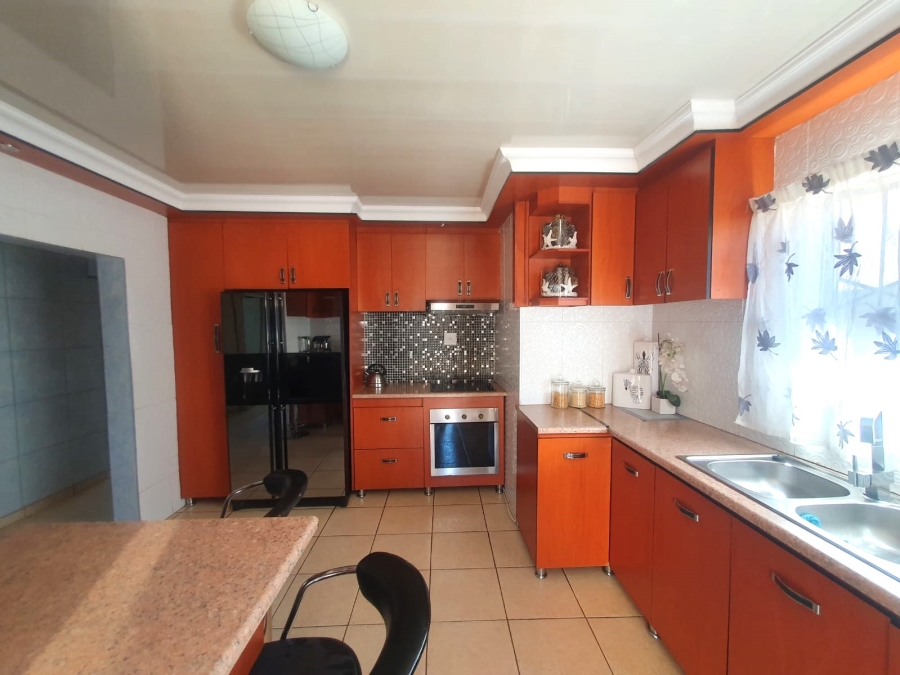 4 Bedroom Property for Sale in Tsakane Gauteng