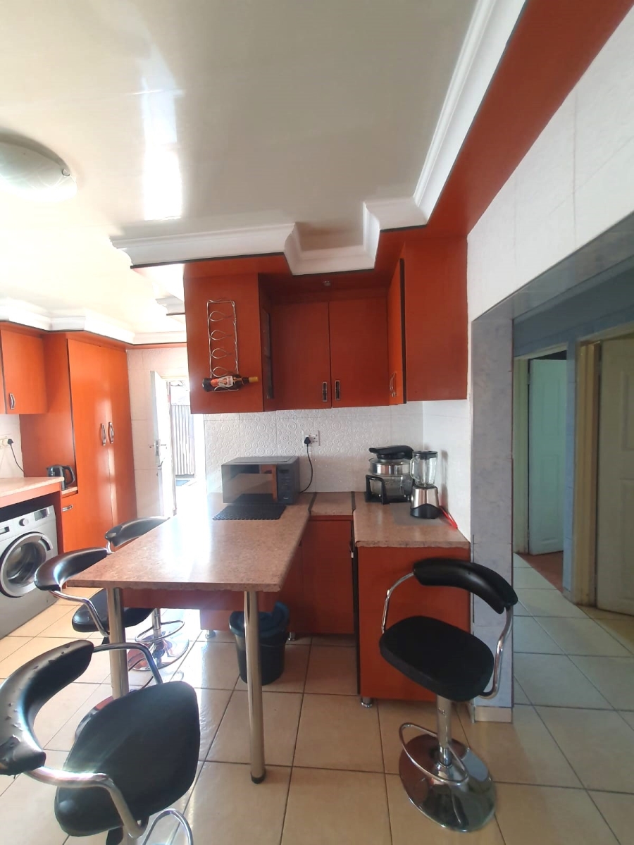 4 Bedroom Property for Sale in Tsakane Gauteng