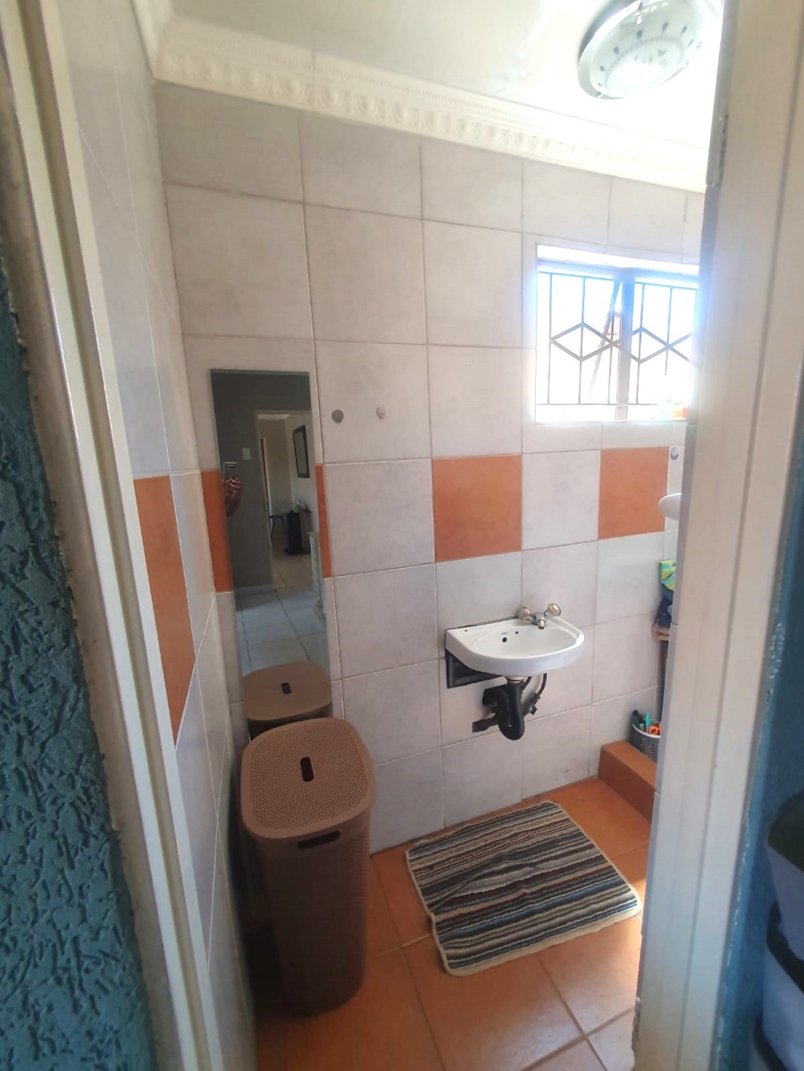 4 Bedroom Property for Sale in Tsakane Gauteng