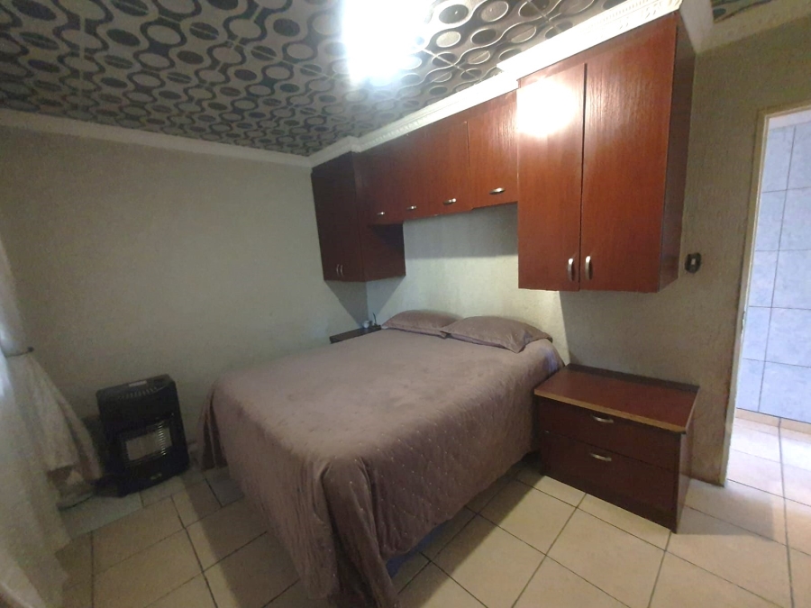 4 Bedroom Property for Sale in Tsakane Gauteng