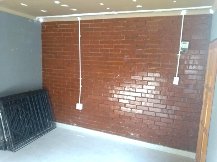 9 Bedroom Property for Sale in Rabie Ridge Gauteng