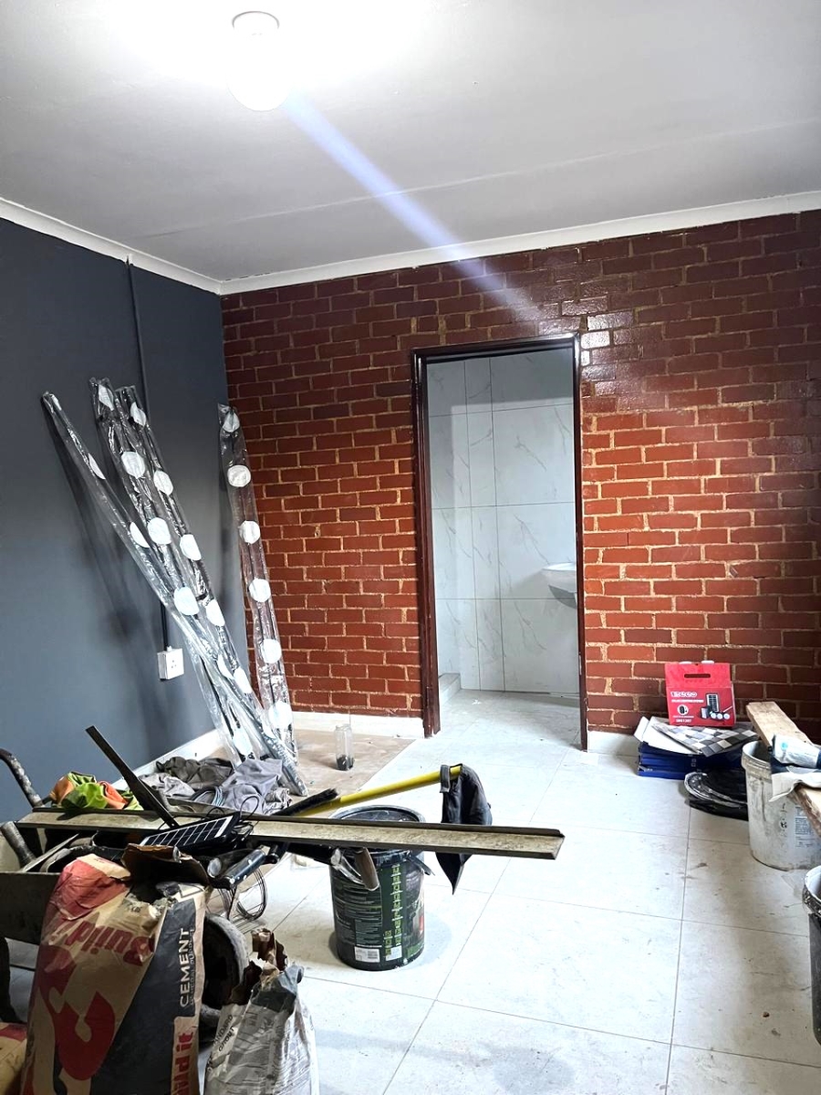 9 Bedroom Property for Sale in Rabie Ridge Gauteng