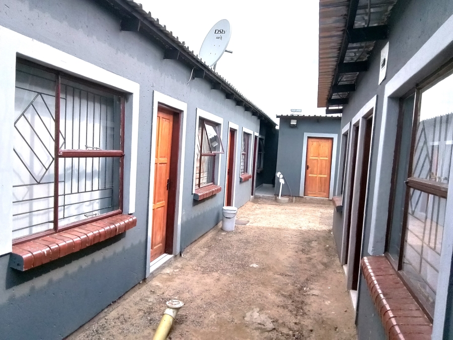 9 Bedroom Property for Sale in Rabie Ridge Gauteng