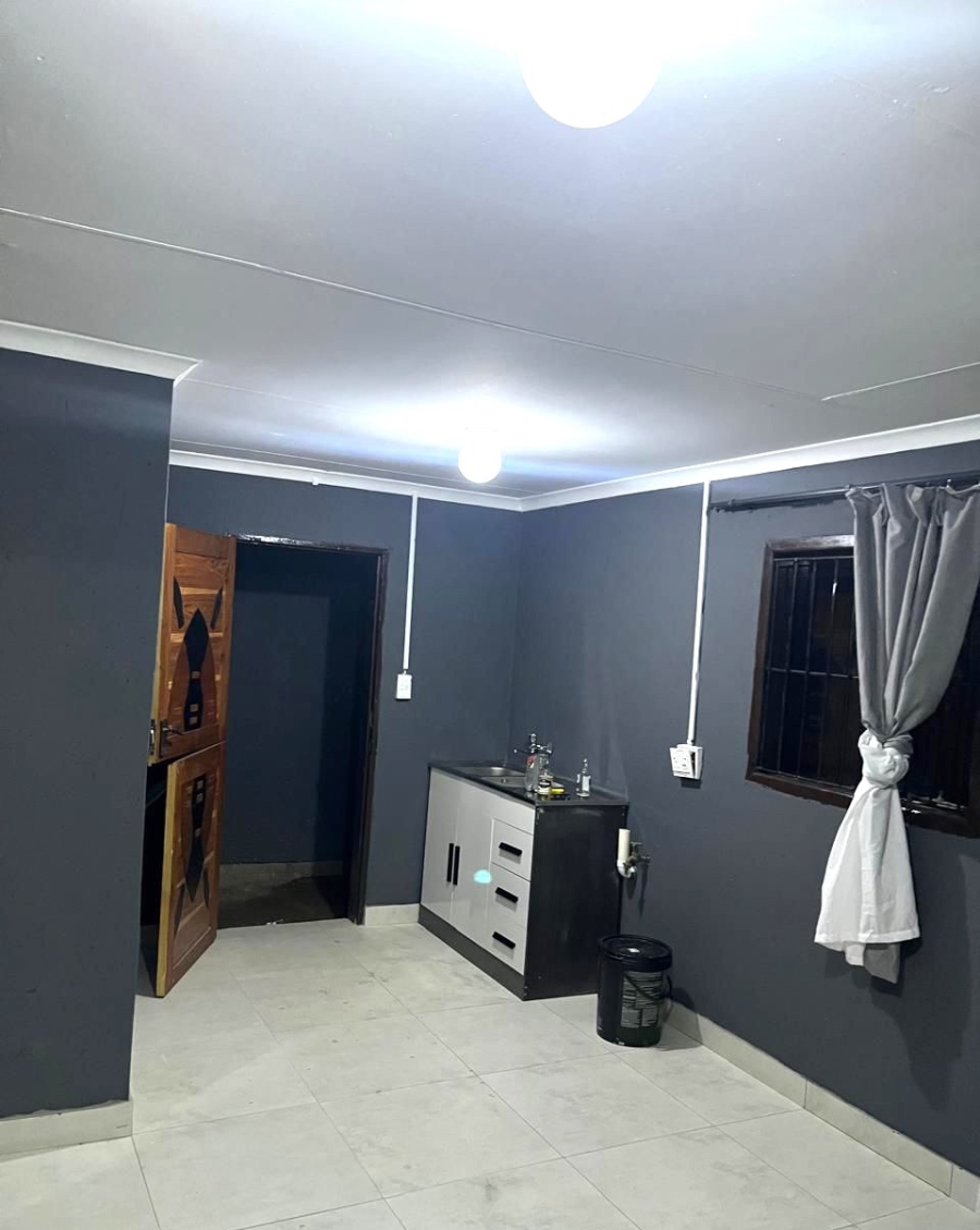 9 Bedroom Property for Sale in Rabie Ridge Gauteng