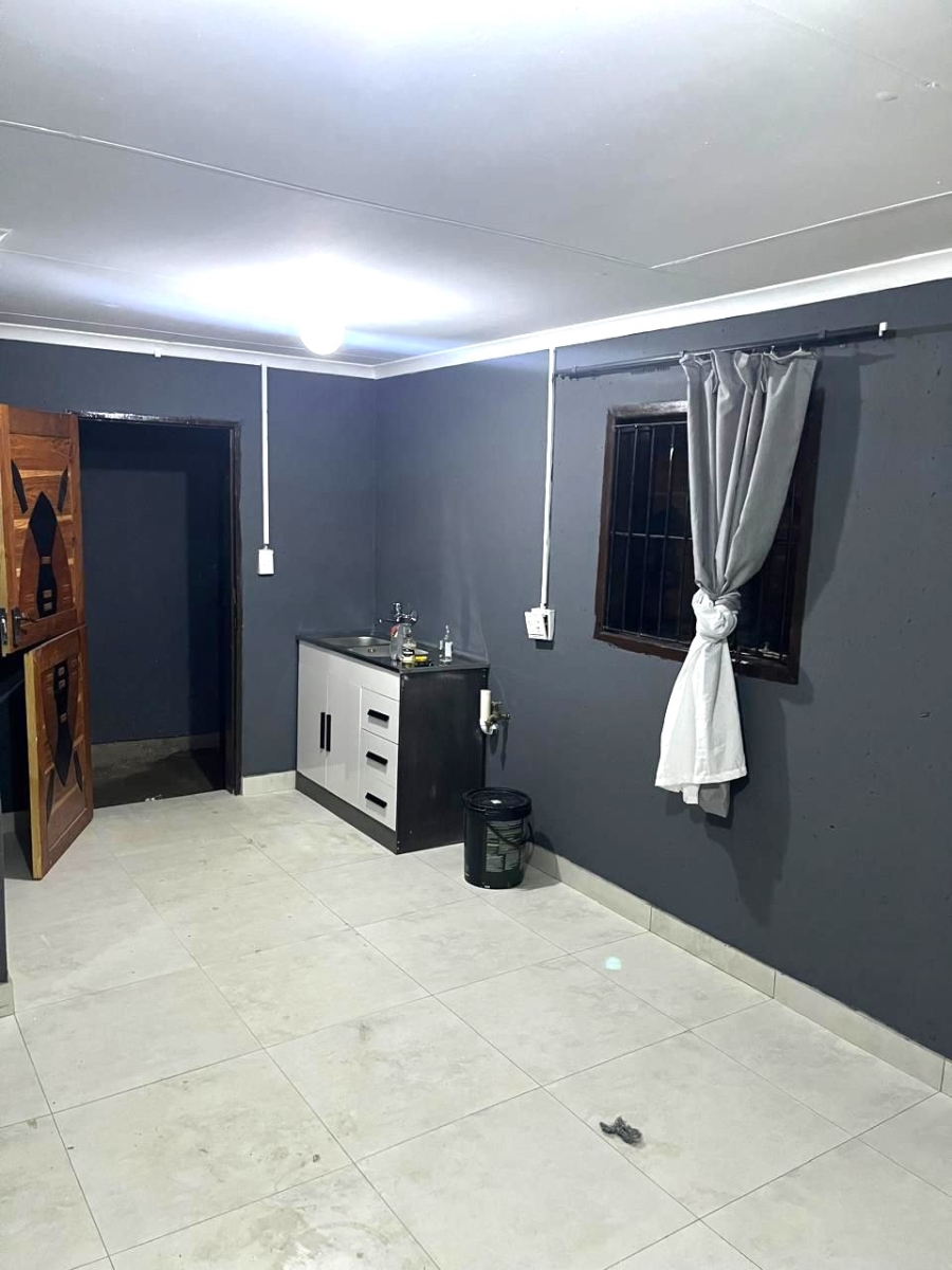 9 Bedroom Property for Sale in Rabie Ridge Gauteng