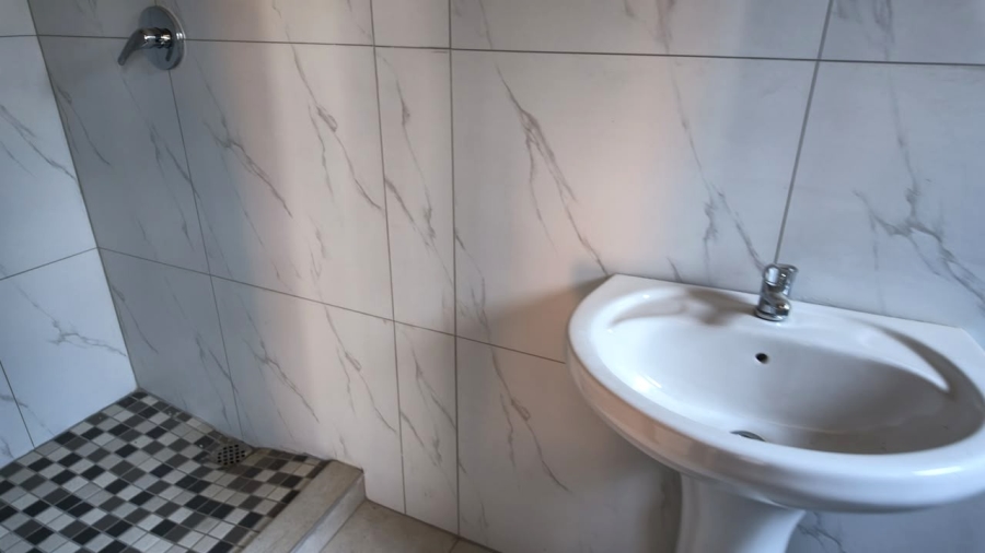 9 Bedroom Property for Sale in Rabie Ridge Gauteng