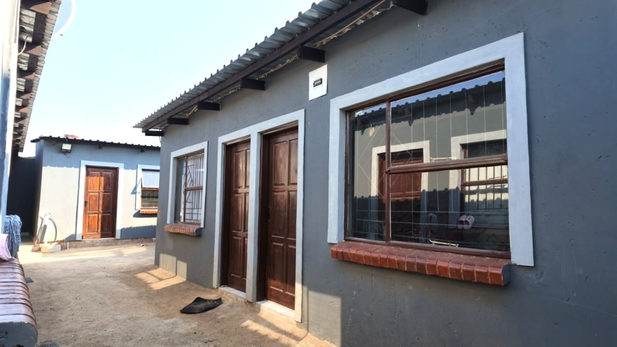 9 Bedroom Property for Sale in Rabie Ridge Gauteng