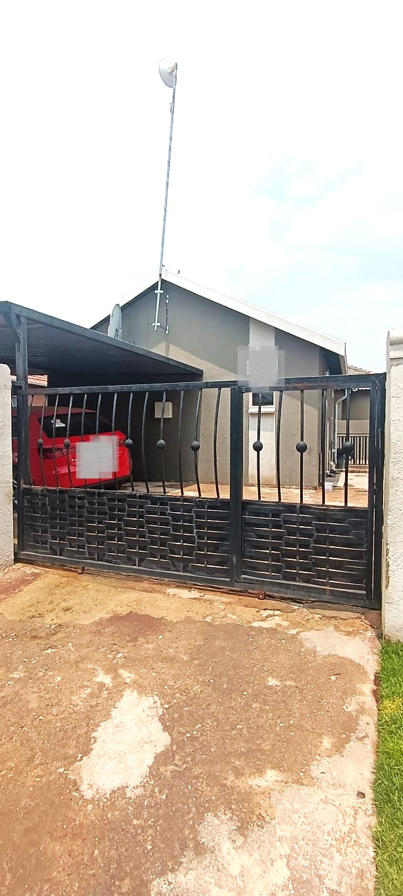 2 Bedroom Property for Sale in Windmill Park Gauteng