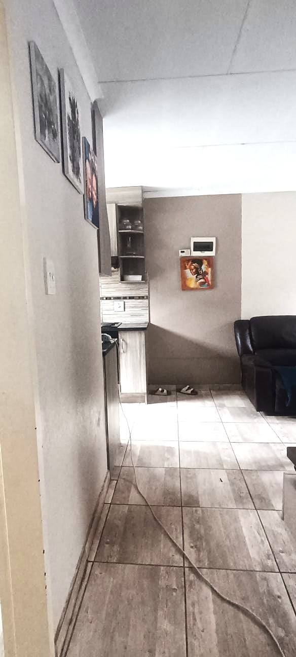 2 Bedroom Property for Sale in Windmill Park Gauteng