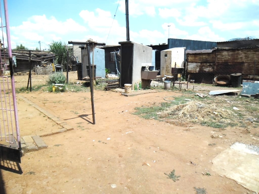 1 Bedroom Property for Sale in Tsakane Gauteng