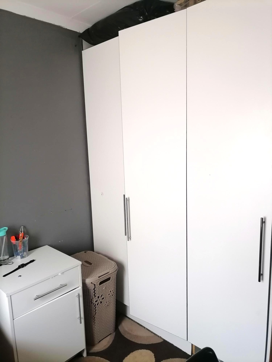 3 Bedroom Property for Sale in Windmill Park Gauteng