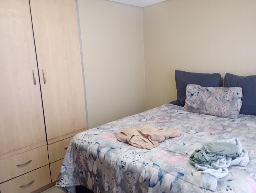 5 Bedroom Property for Sale in Vosloorus Gauteng
