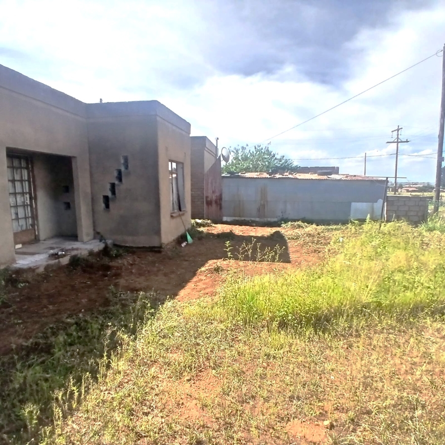 2 Bedroom Property for Sale in Zonkezizwe Gauteng