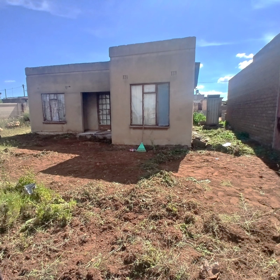 2 Bedroom Property for Sale in Zonkezizwe Gauteng