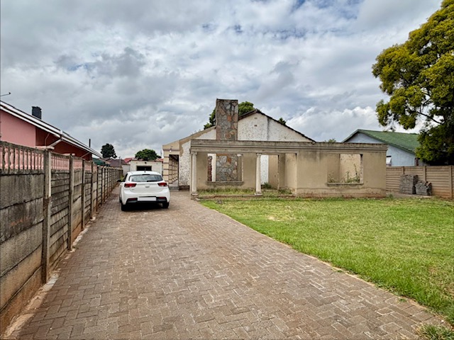 3 Bedroom Property for Sale in Roodekop Gauteng