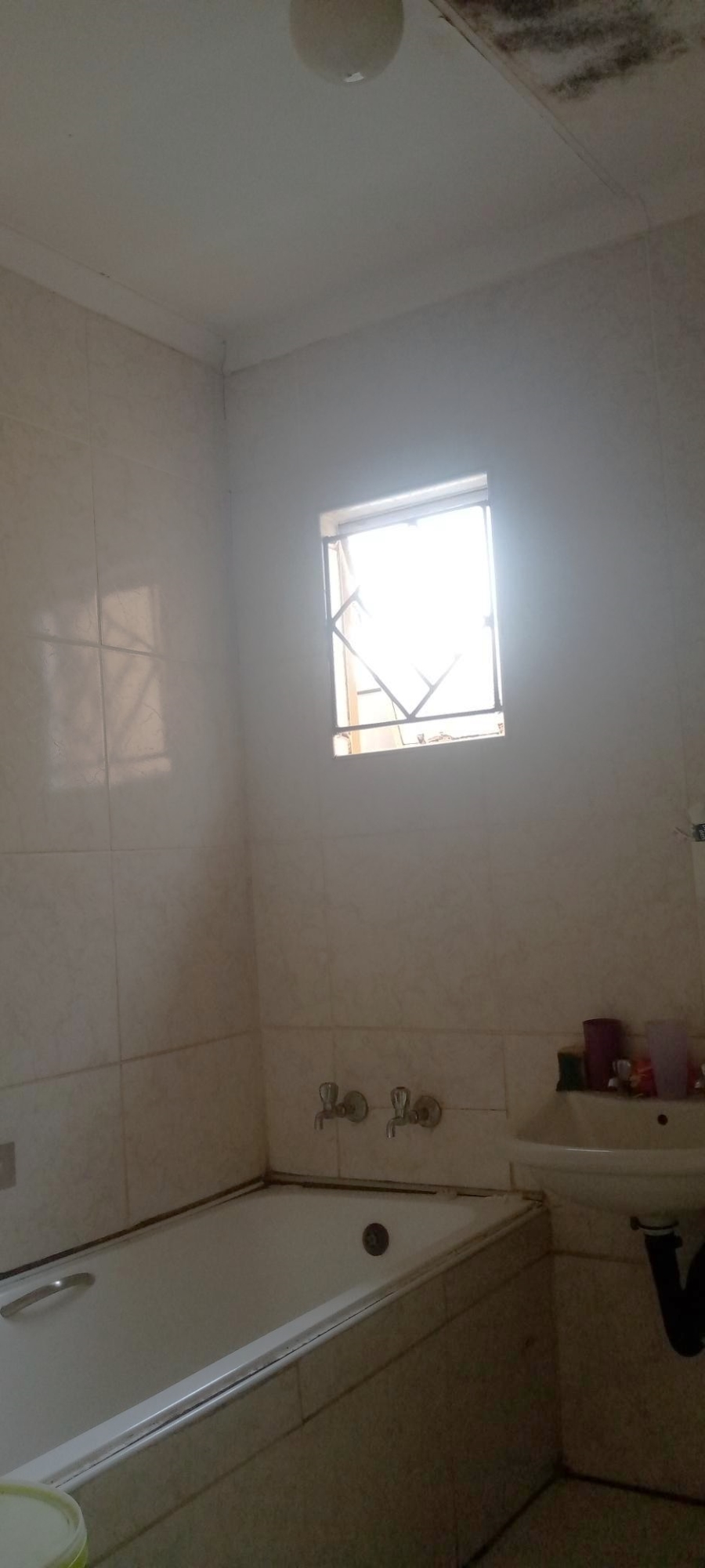 5 Bedroom Property for Sale in Mapleton Gauteng