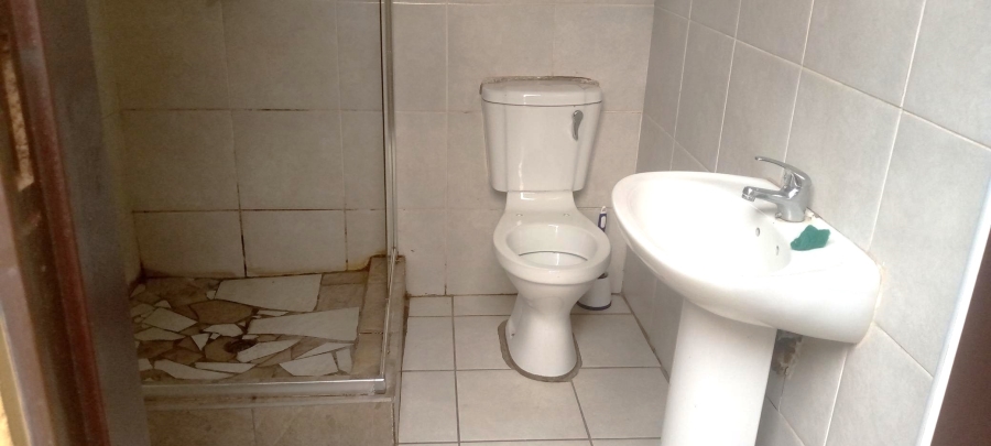 5 Bedroom Property for Sale in Mapleton Gauteng