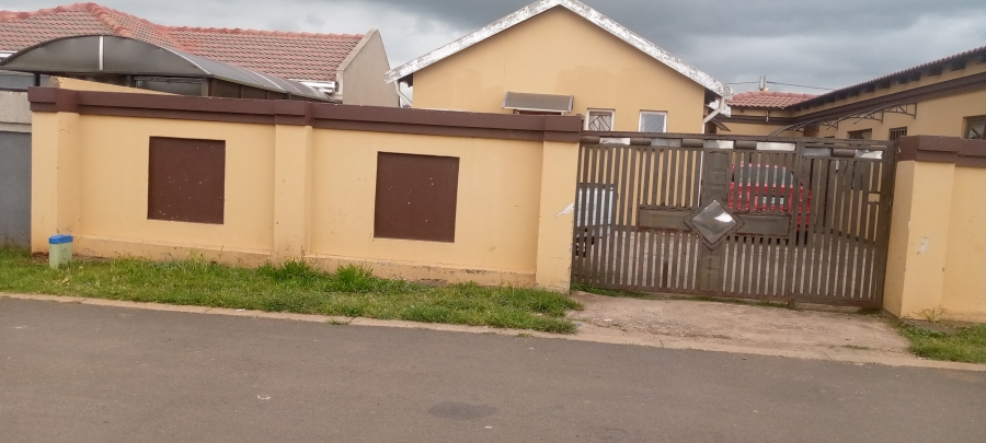 5 Bedroom Property for Sale in Mapleton Gauteng