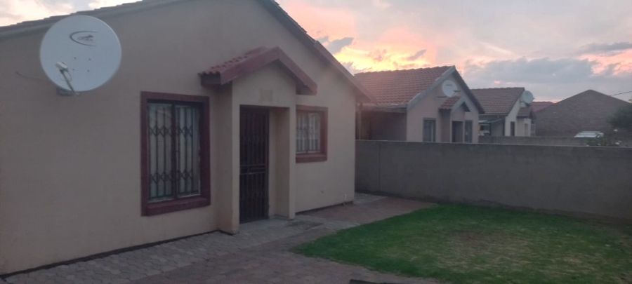 3 Bedroom Property for Sale in Buhle Park Gauteng