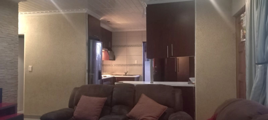 3 Bedroom Property for Sale in Buhle Park Gauteng