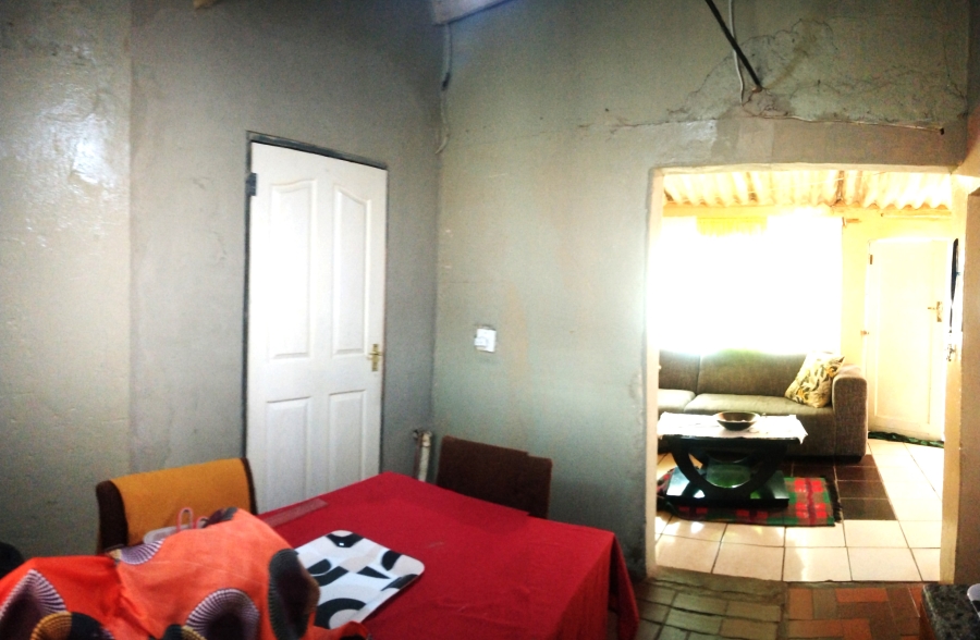 9 Bedroom Property for Sale in Tsakane Gauteng