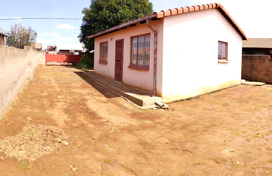 2 Bedroom Property for Sale in Windmill Park Gauteng