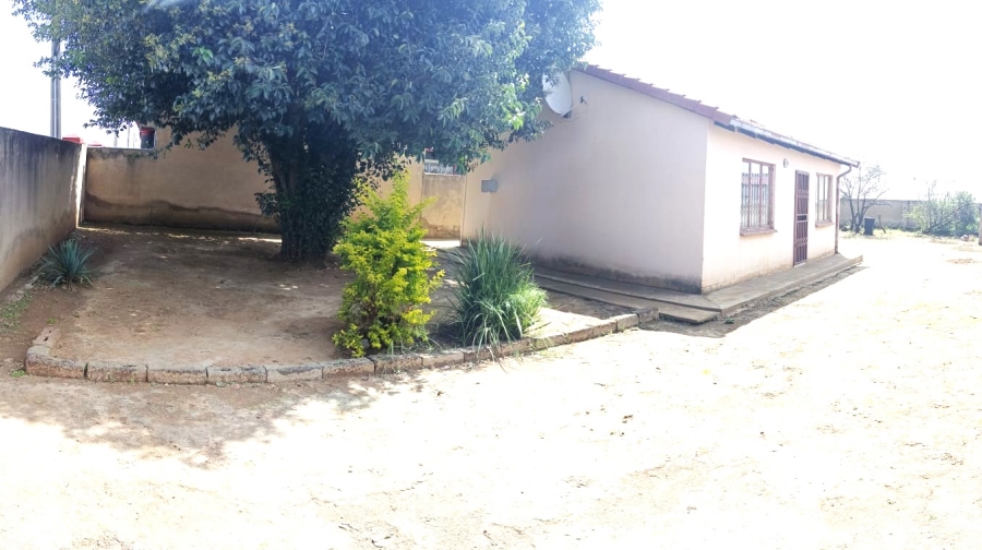 2 Bedroom Property for Sale in Windmill Park Gauteng