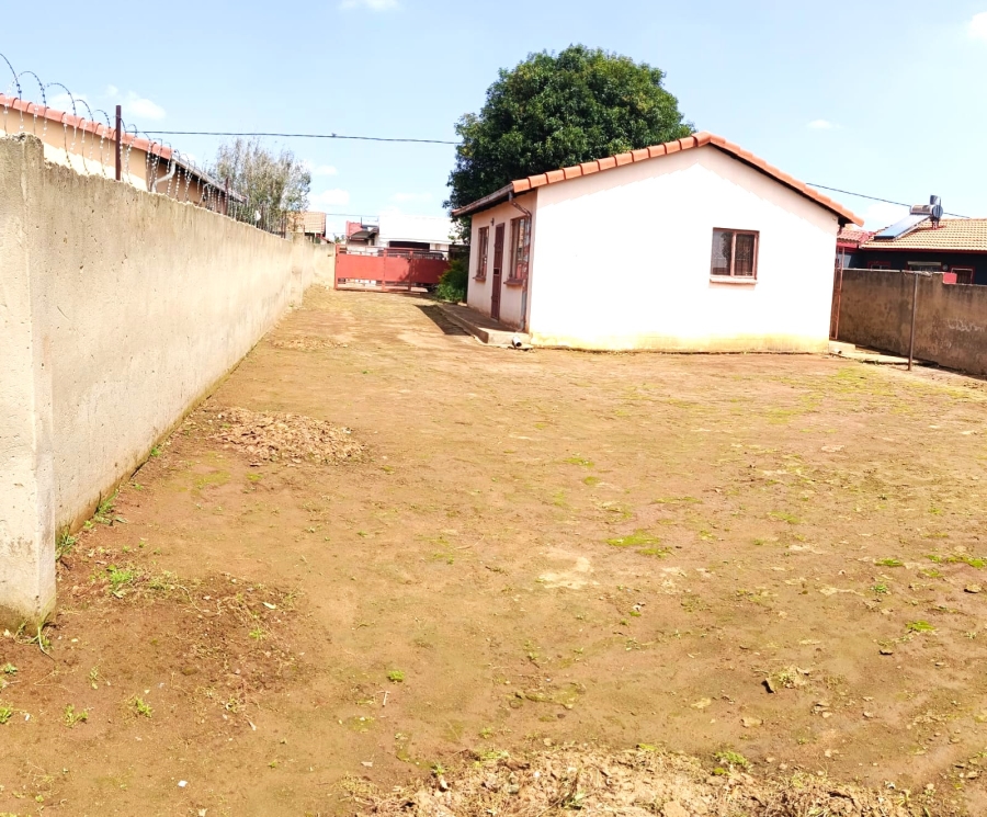 2 Bedroom Property for Sale in Windmill Park Gauteng