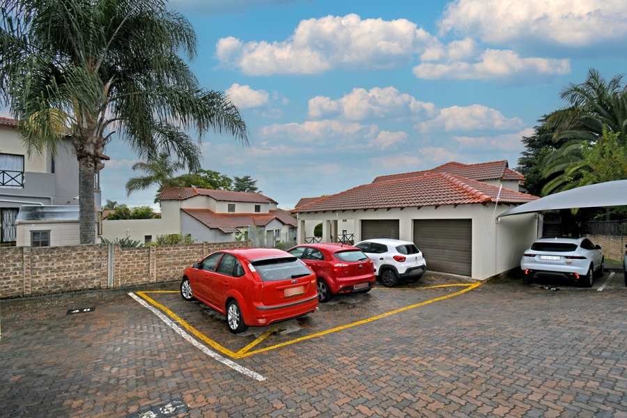 2 Bedroom Property for Sale in Northwold Gauteng