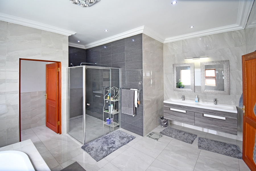 4 Bedroom Property for Sale in Bryanston Gauteng