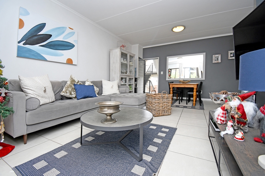 3 Bedroom Property for Sale in Olivedale Gauteng