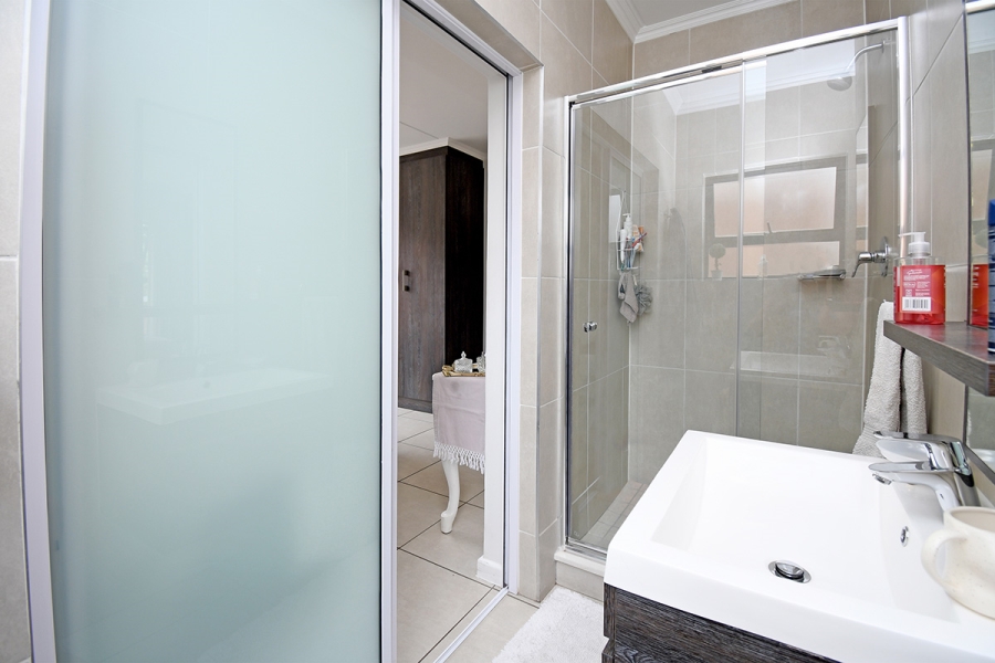 3 Bedroom Property for Sale in Olivedale Gauteng