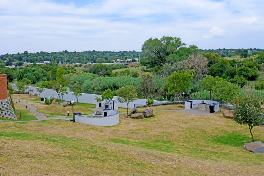 3 Bedroom Property for Sale in Olivedale Gauteng