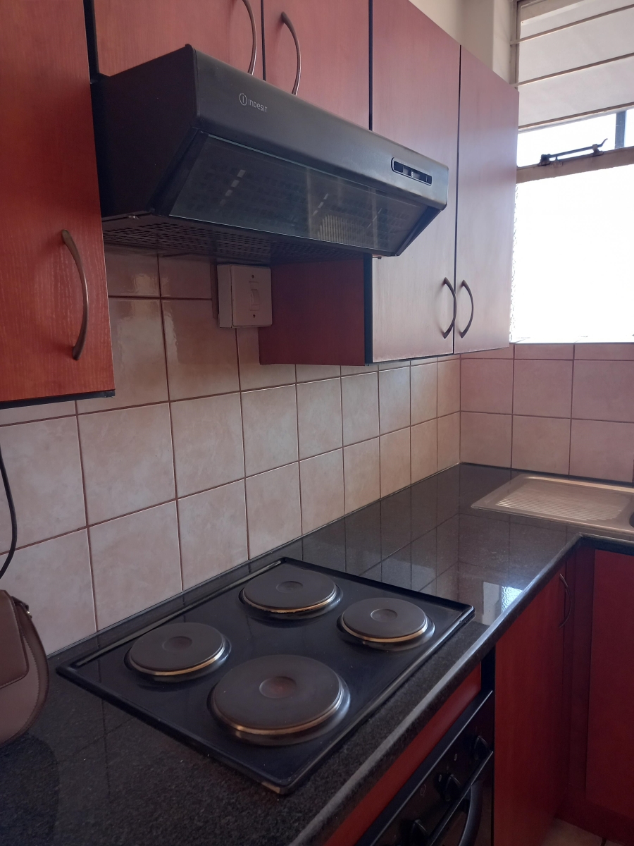2 Bedroom Property for Sale in Denlee Gauteng