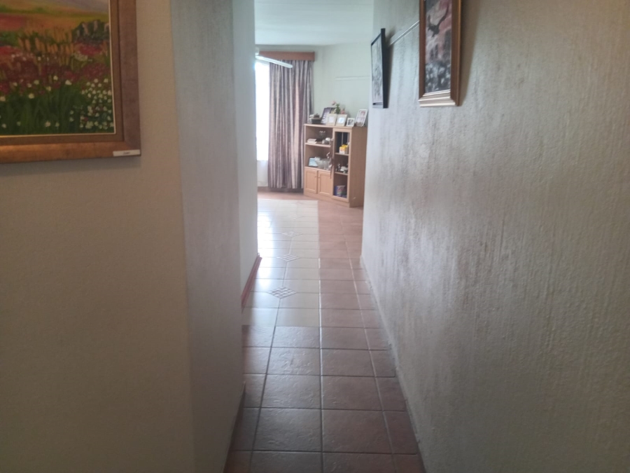 2 Bedroom Property for Sale in Albemarle Gauteng