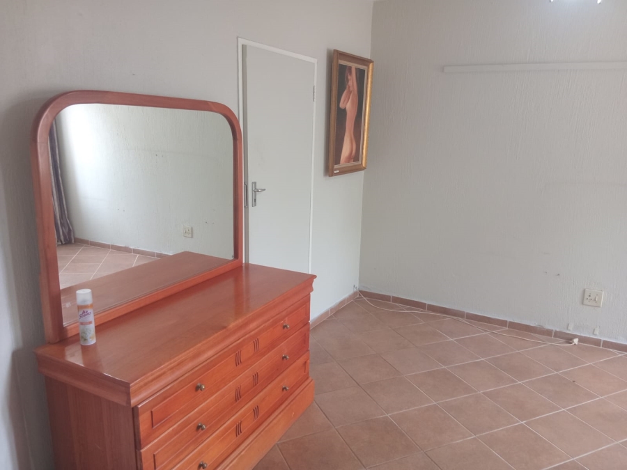 2 Bedroom Property for Sale in Albemarle Gauteng