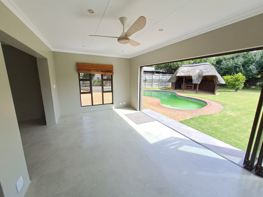 3 Bedroom Property for Sale in Brackenhurst Gauteng