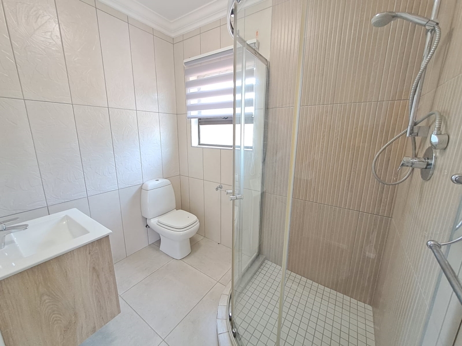 3 Bedroom Property for Sale in Brackenhurst Gauteng