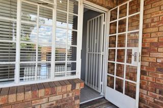 2 Bedroom Property for Sale in New Redruth Gauteng