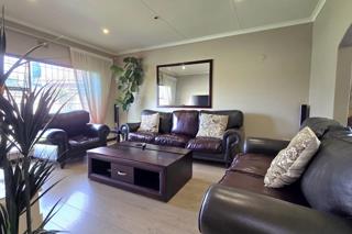 4 Bedroom Property for Sale in Brackendowns Gauteng