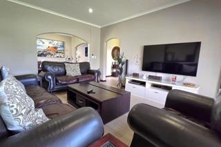 4 Bedroom Property for Sale in Brackendowns Gauteng