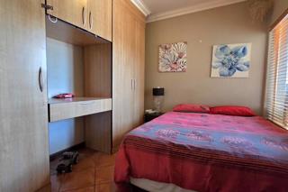 4 Bedroom Property for Sale in Brackendowns Gauteng