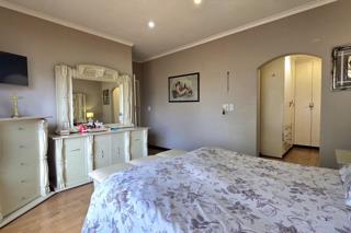 4 Bedroom Property for Sale in Brackendowns Gauteng