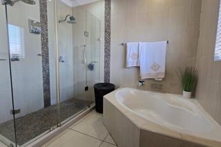 4 Bedroom Property for Sale in Brackendowns Gauteng