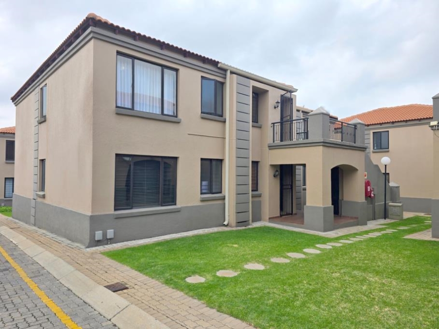 2 Bedroom Property for Sale in Meyersdal Gauteng