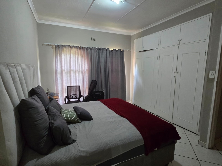 2 Bedroom Property for Sale in Albermarle Gauteng