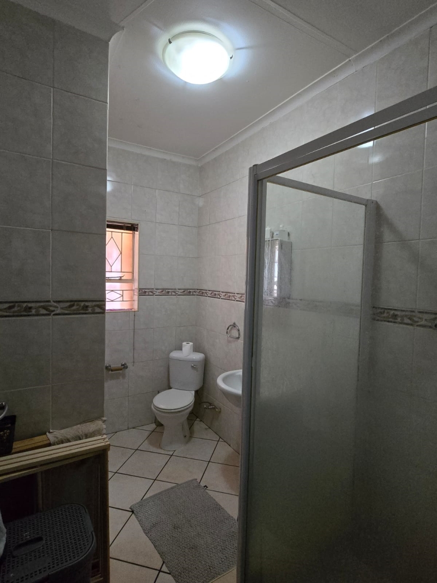 2 Bedroom Property for Sale in Albermarle Gauteng