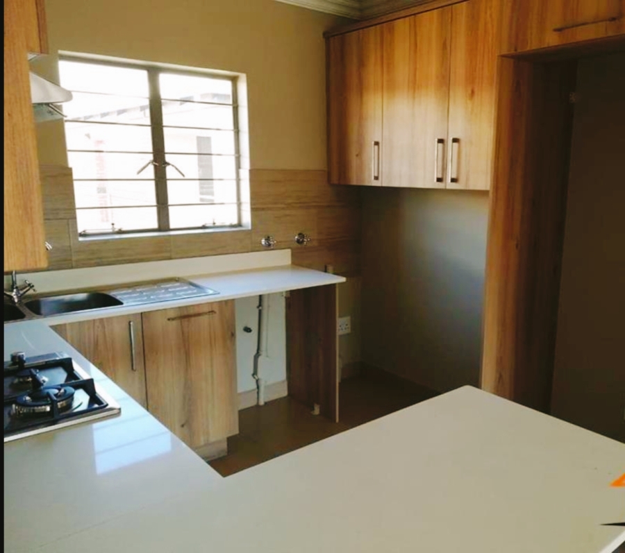 2 Bedroom Property for Sale in Pretoria West Gauteng