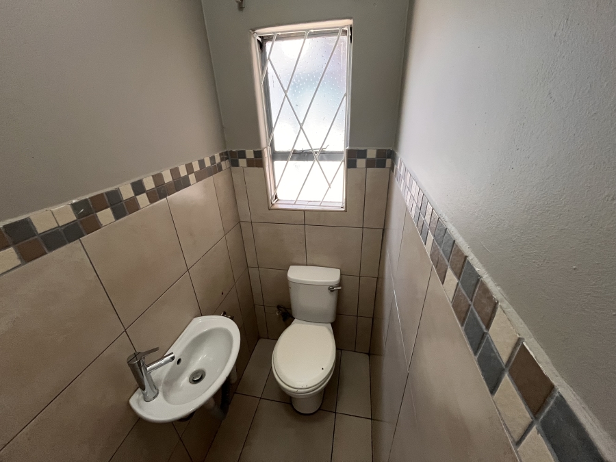 4 Bedroom Property for Sale in Mayberry Park Gauteng