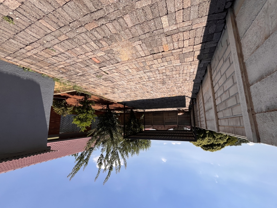 4 Bedroom Property for Sale in Mayberry Park Gauteng